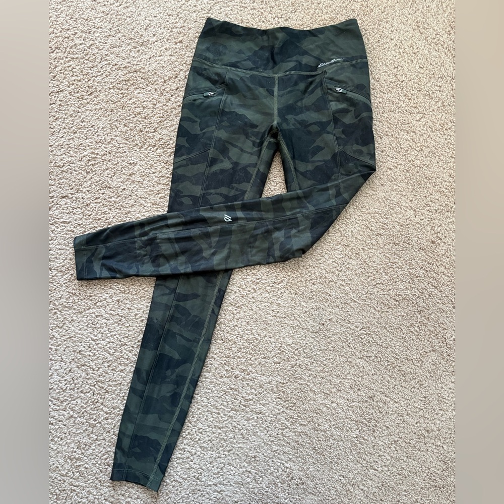 Eddie Bauer Camo Leggings with Zipper Pockets Size XS